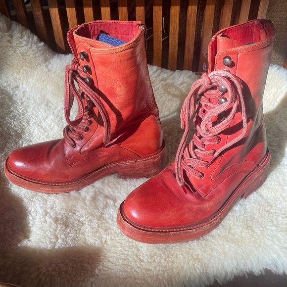 ❣️SOLD❣️Free People Santa Fe Distressed Combat Boot - Picture 6 of 15